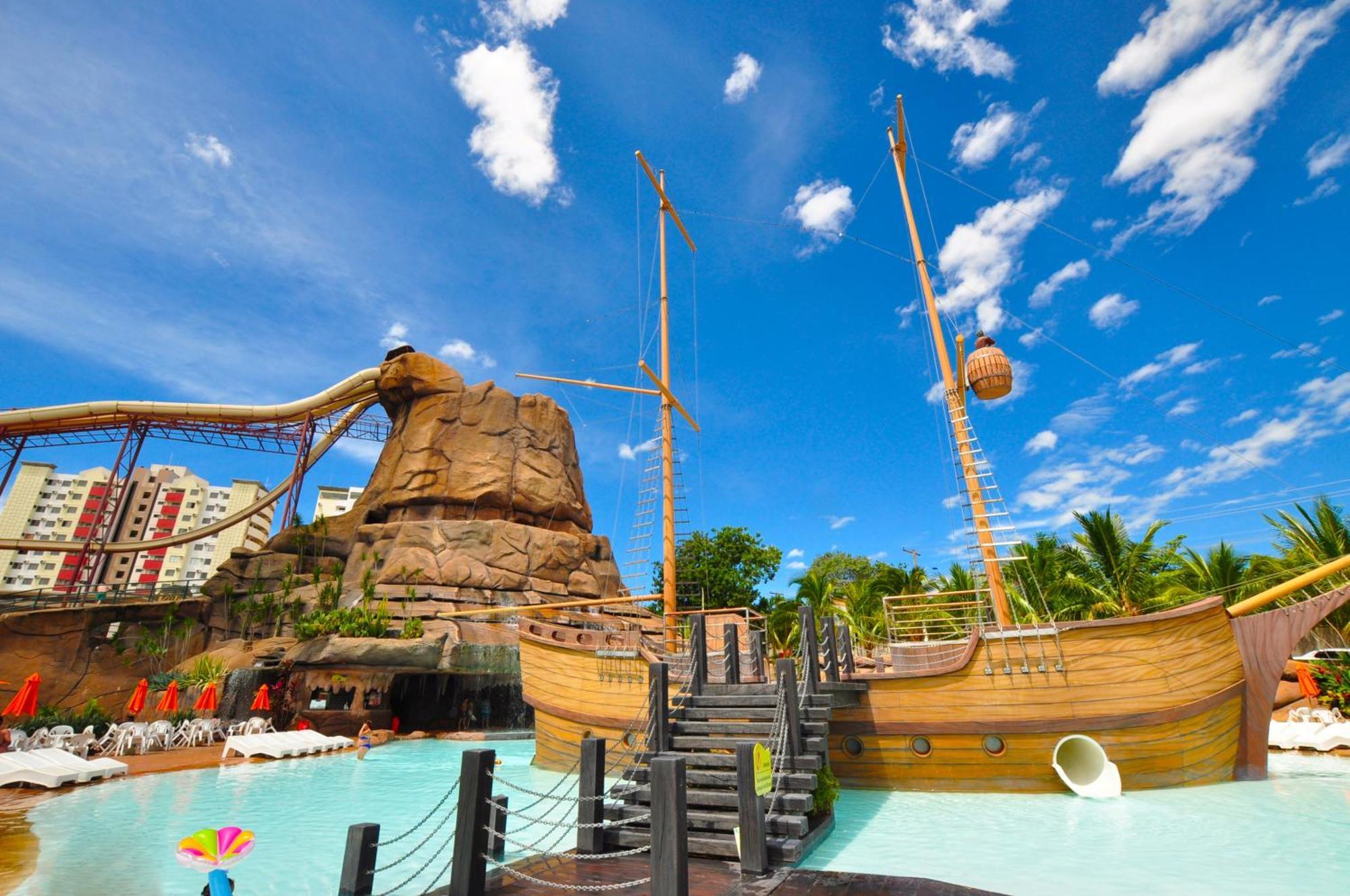 Spazzio Diroma Com Acesso Ao Acqua Park, Splash E Slide * Caldas Novas