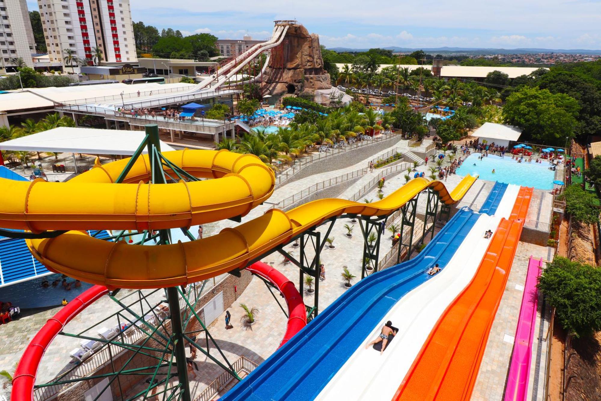Spazzio Diroma Com Acesso Ao Acqua Park, Splash E Slide * Caldas Novas